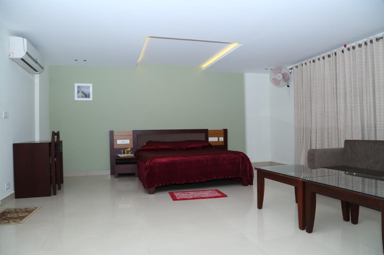 Hazmi Inn Perintalmanna Exterior foto